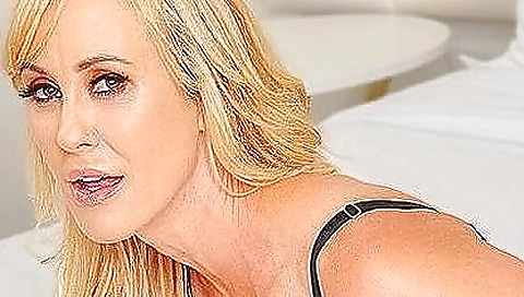 Shows You The Way - Brandi Love And Justin Hunt